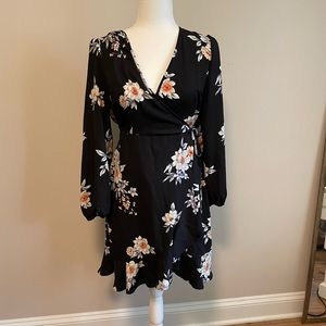 NWOT Black Floral Faux Wrap Summer dress